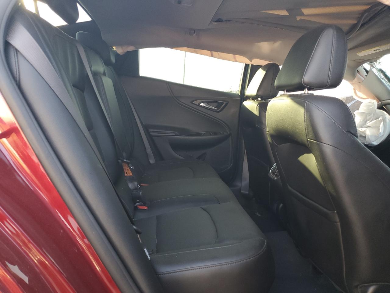 2020 Chevrolet Malibu - Image 10