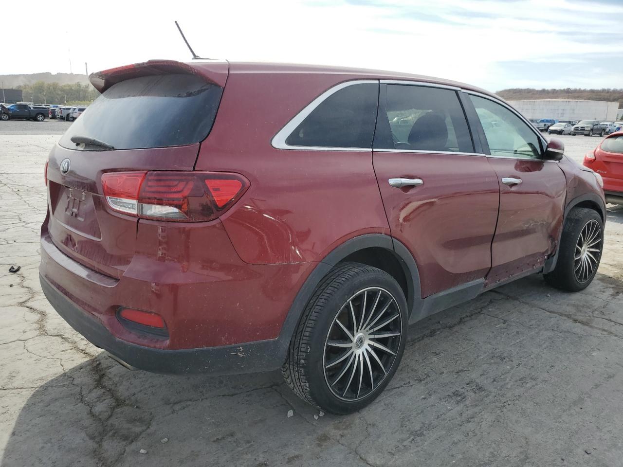 VIN 5XYPG4A55KG469156 2019 KIA SORENTO no.3