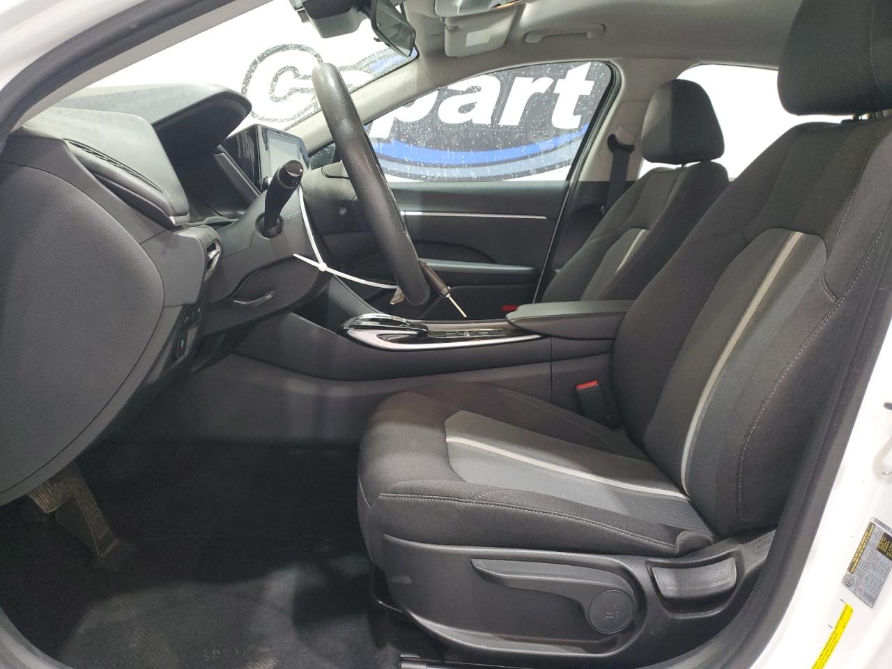 2022 Hyundai Sonata - Image 7