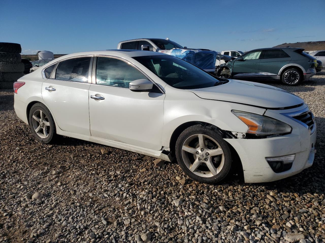2013 Nissan Altima - Image 4