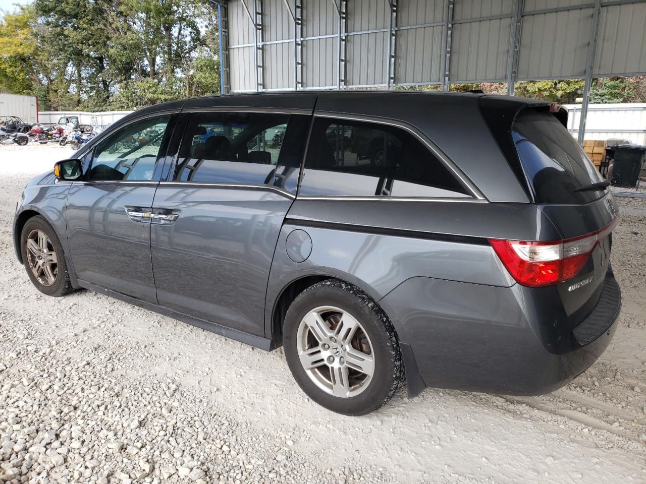 2012 Honda Odyssey - Image 2