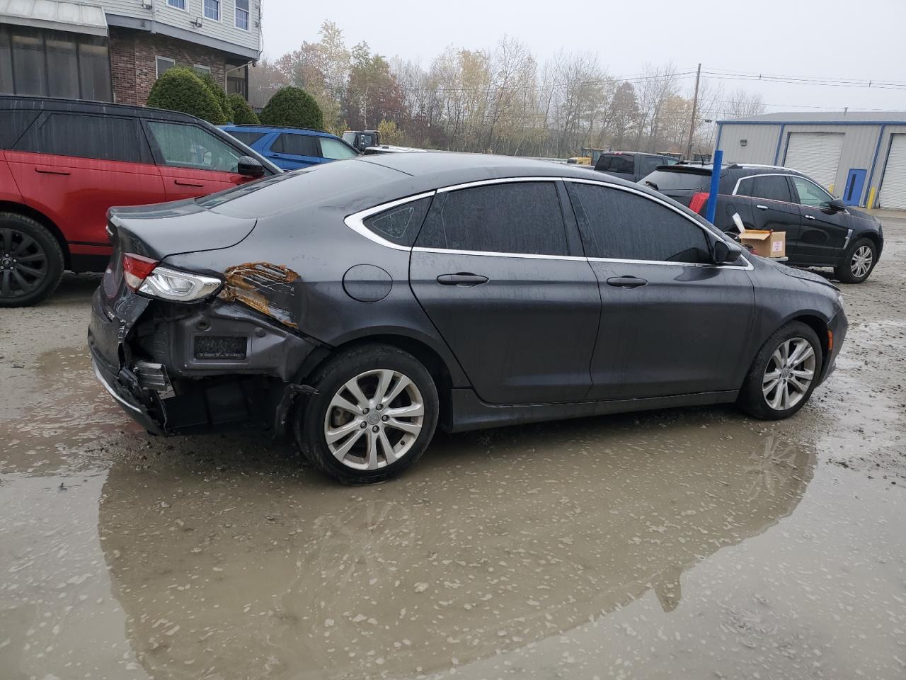 2016 Chrysler 200 - Image 3