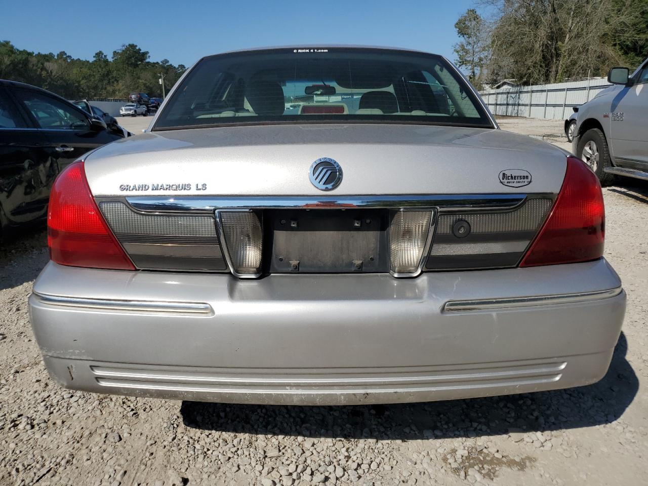 2010 Mercury Grand Marquis Ls VIN: 2MEBM7FV2AX633738 Lot: 73289554