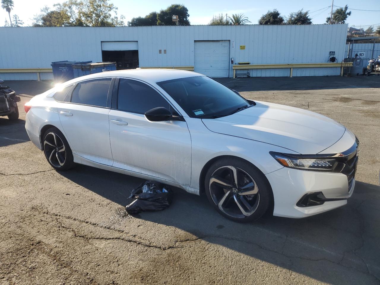 VIN 1HGCV1F35NA017031 2022 HONDA ACCORD no.4