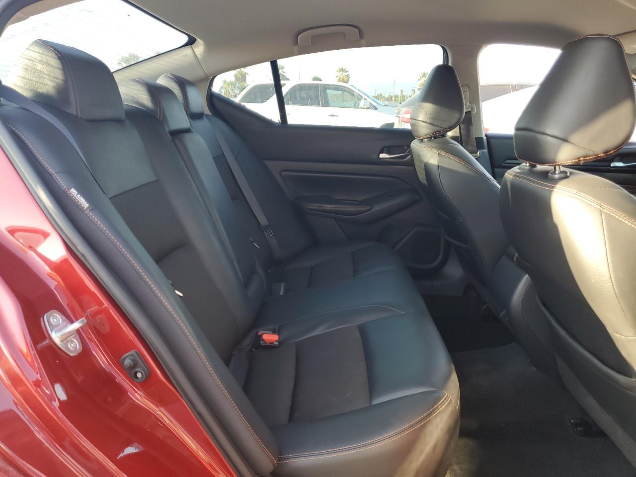 2020 Nissan Altima - Image 10