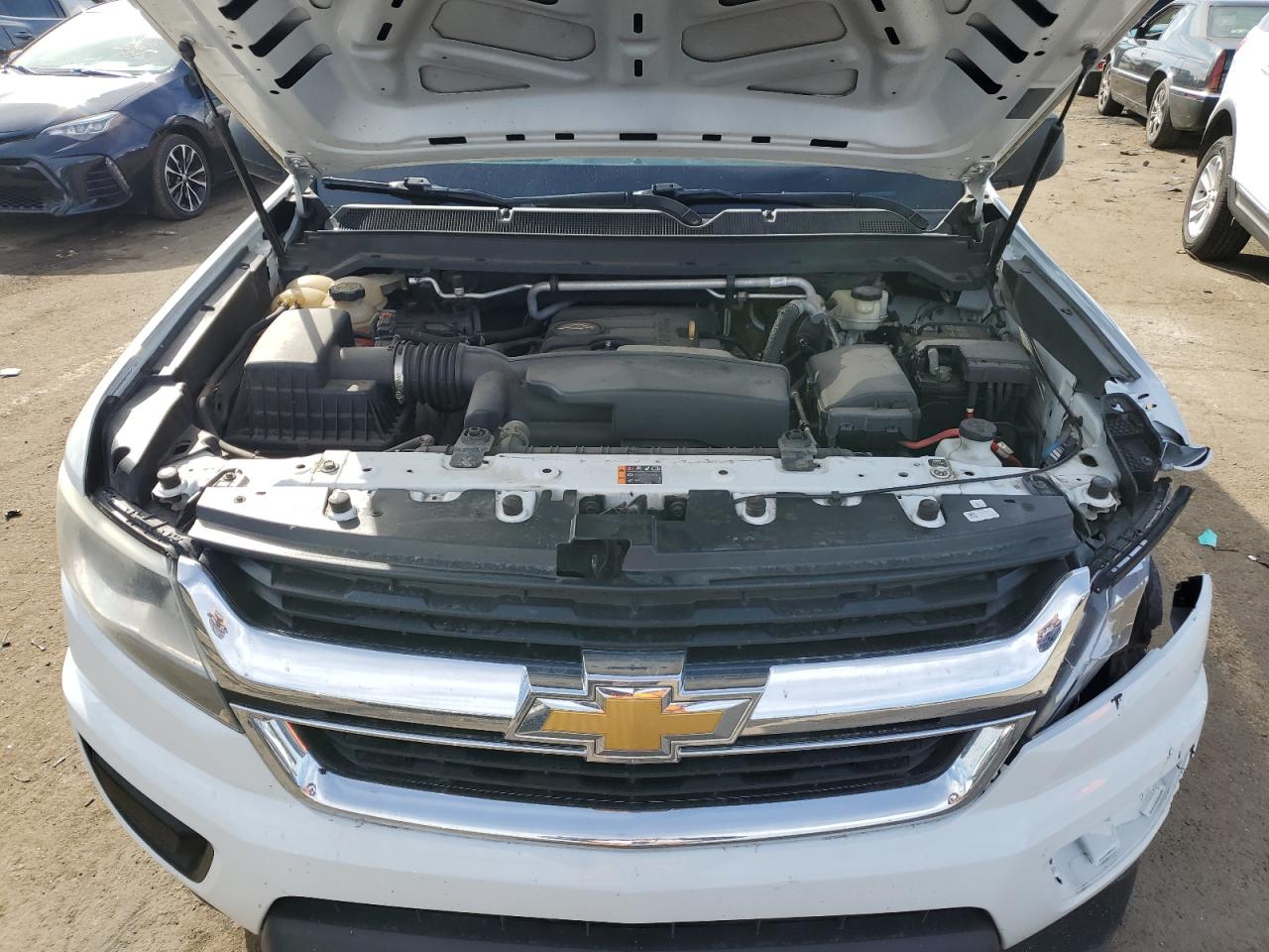 2015 Chevrolet Colorado - Image 11
