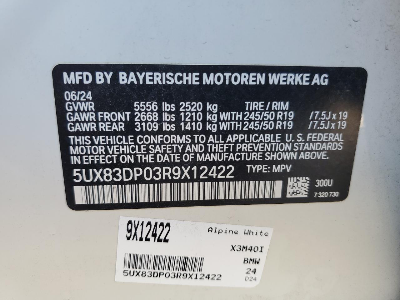 5UX83DP03R9X12422 2024 BMW X3 M40I