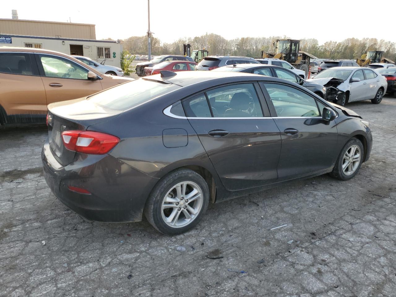 2017 Chevrolet Cruze - Image 3