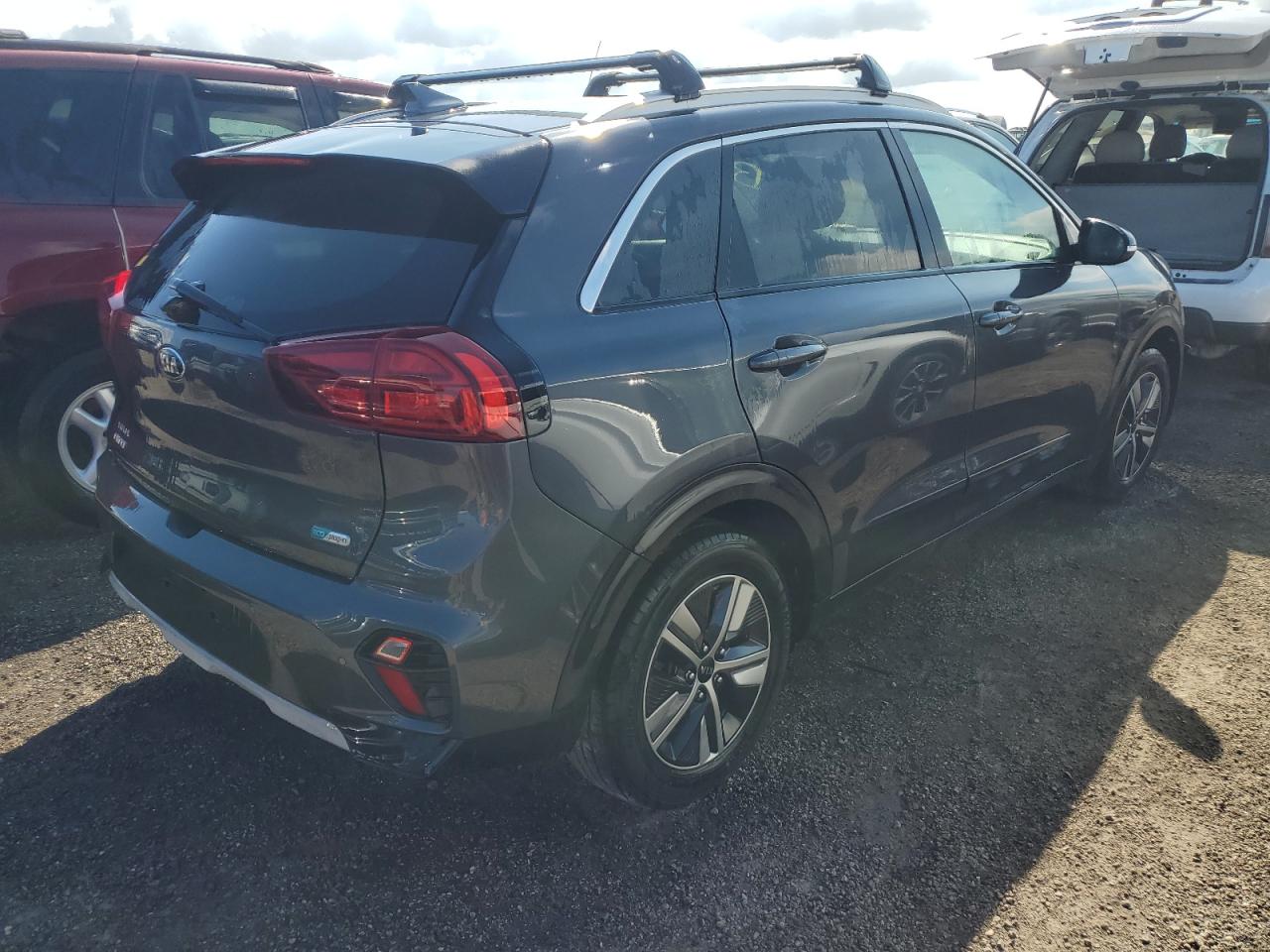 2020 Kia Niro - Image 3