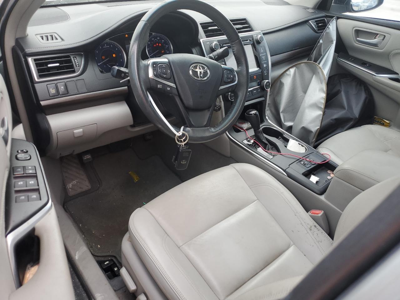 2017 Toyota Camry - Image 8