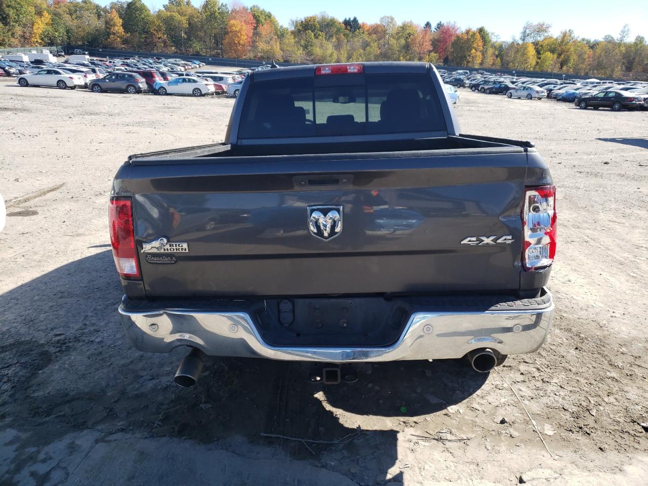 2016 RAM 1500 - Image 5