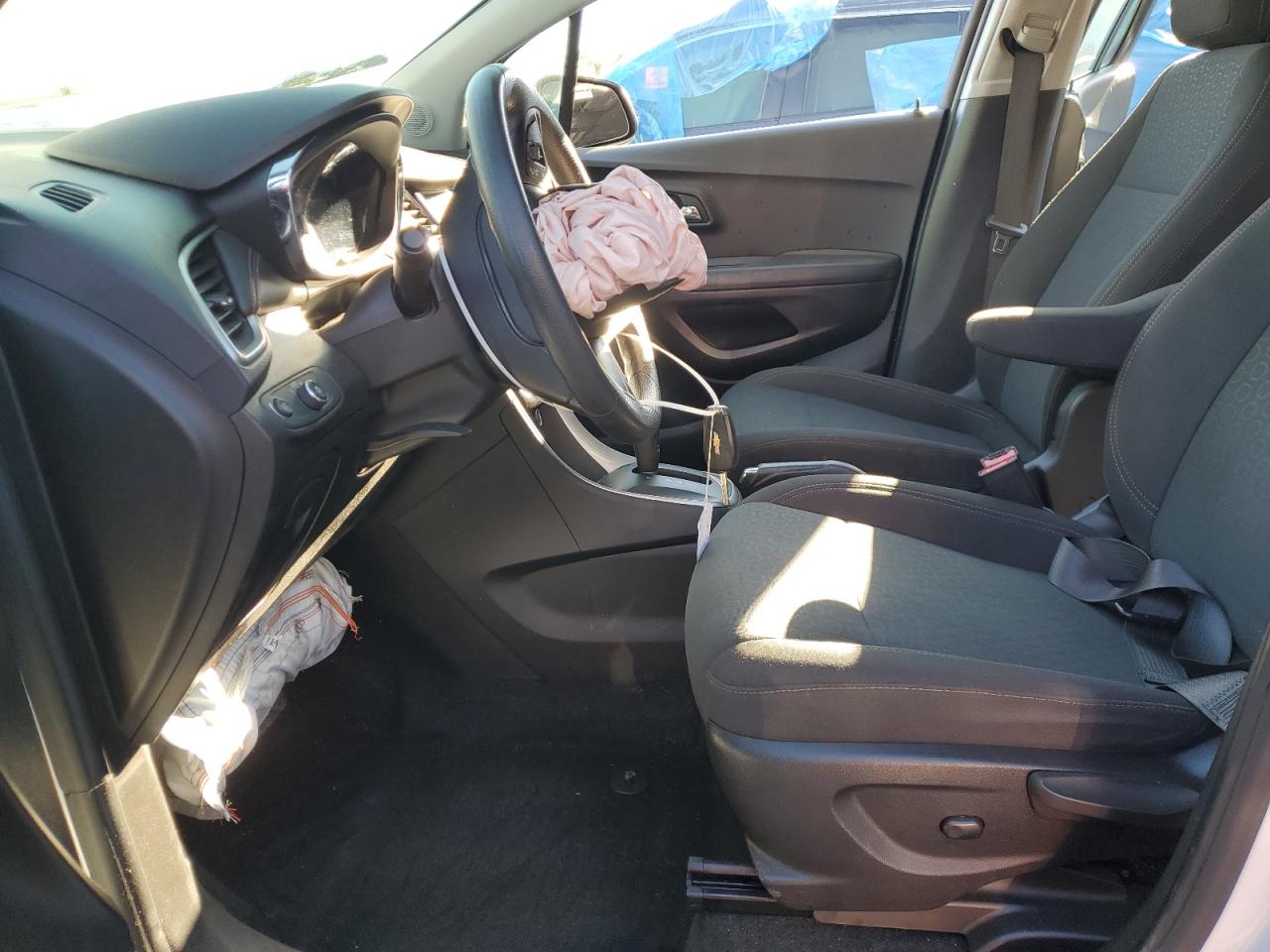2020 Chevrolet Trax - Image 7