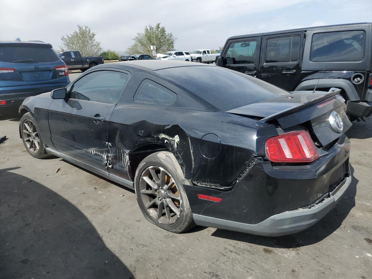 2010 Ford Mustang - Image 2