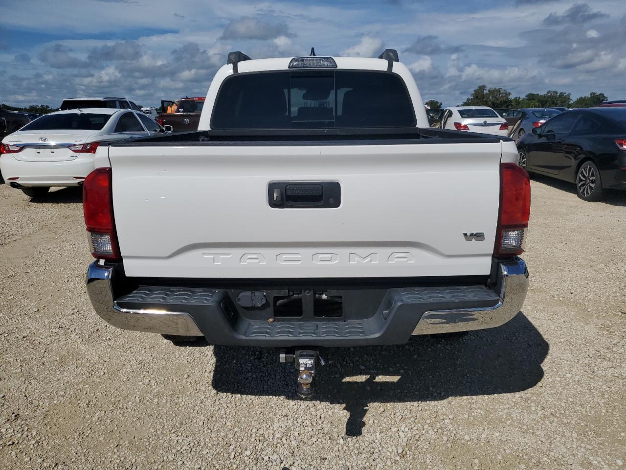 2018 Toyota Tacoma Double Cab VIN: 5TFAZ5CN8JX071308 Lot: 73952674