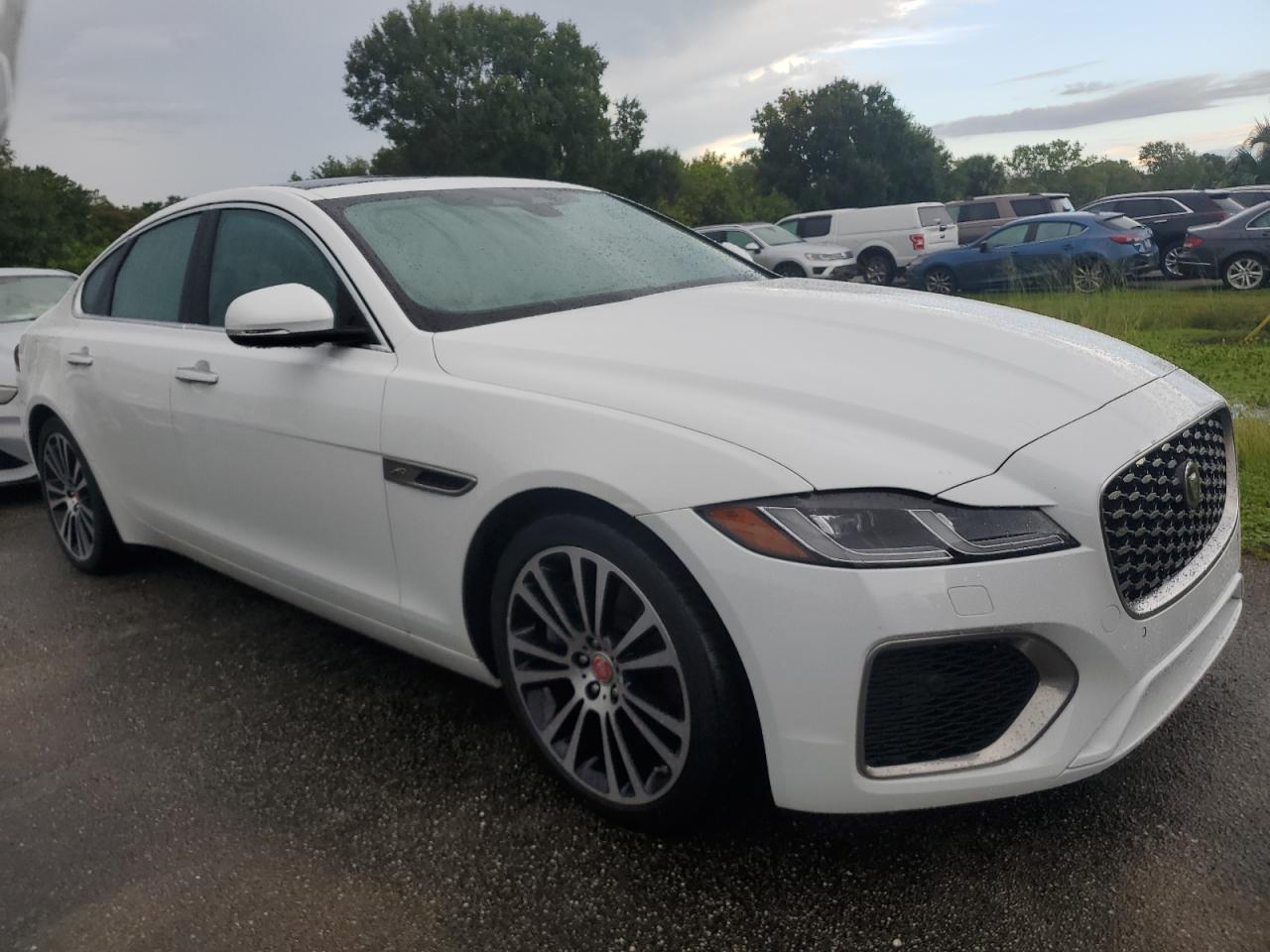 2022 Jaguar Xf Se VIN: SAJBG4FX4NCY90817 Lot: 74198844