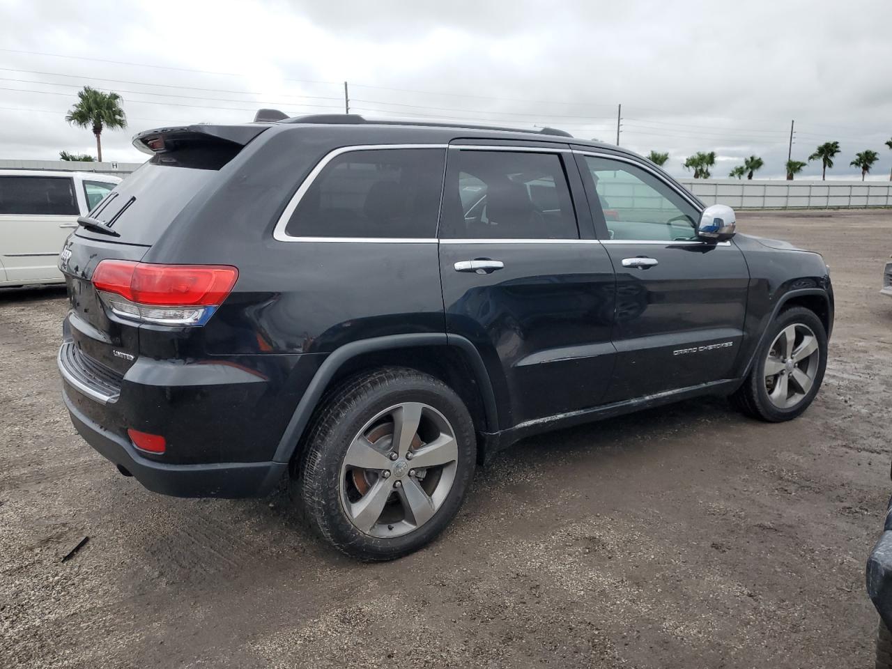 2015 Jeep Grand Cherokee - Image 3