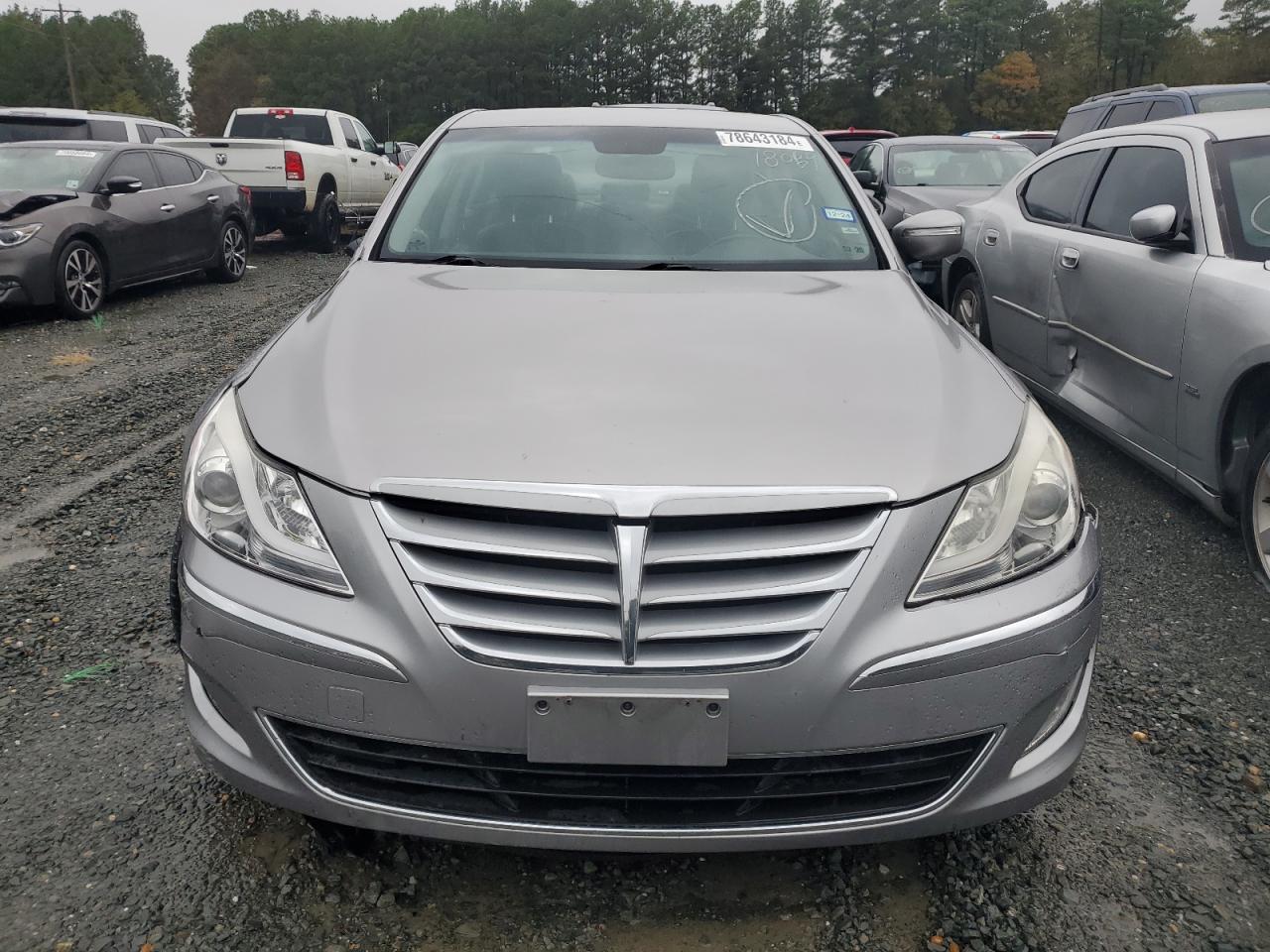 2012 Hyundai Genesis - Image 5