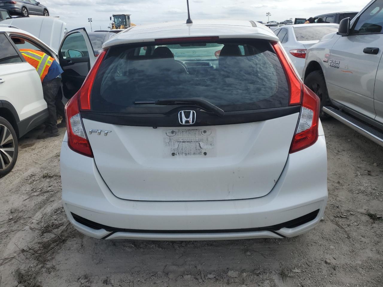 2020 Honda Fit Lx VIN: 3HGGK5H4XLM712225 Lot: 76777724