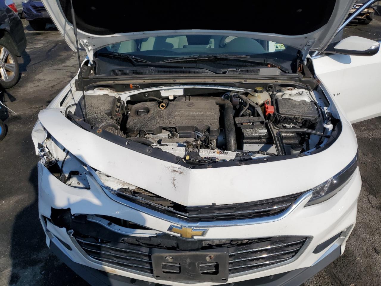 2018 Chevrolet Malibu - Image 11