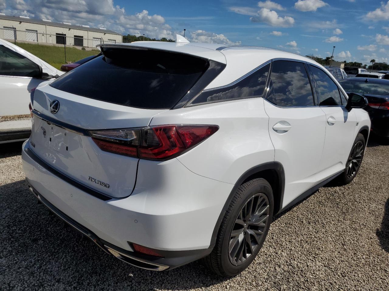 2021 Lexus RX - Image 3