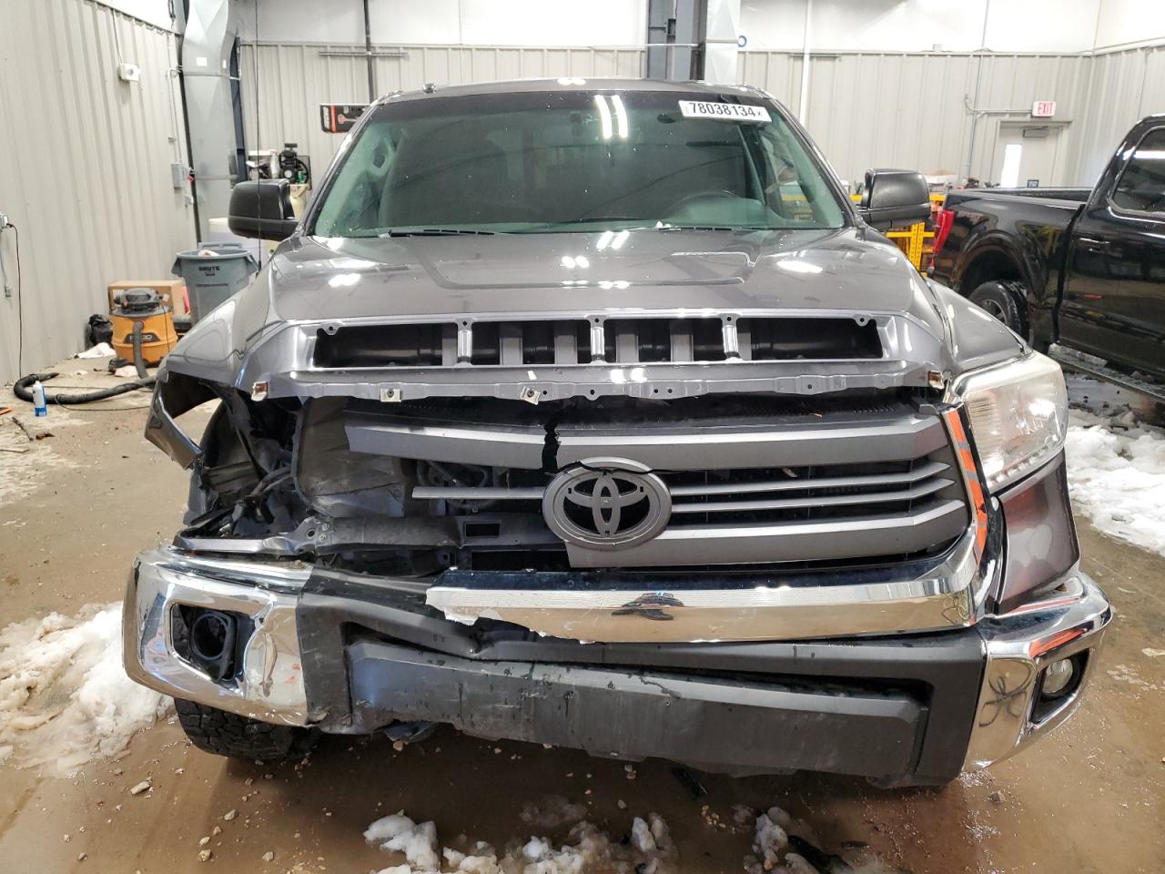 2014 Toyota Tundra - Image 5