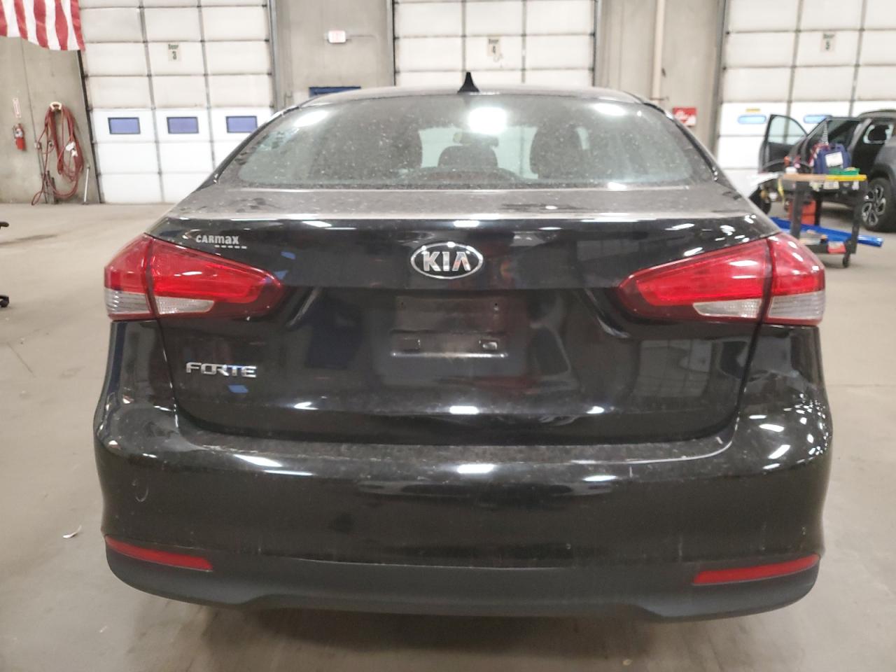 2017 Kia Forte Lx VIN: 3KPFK4A73HE103939 Lot: 77366454