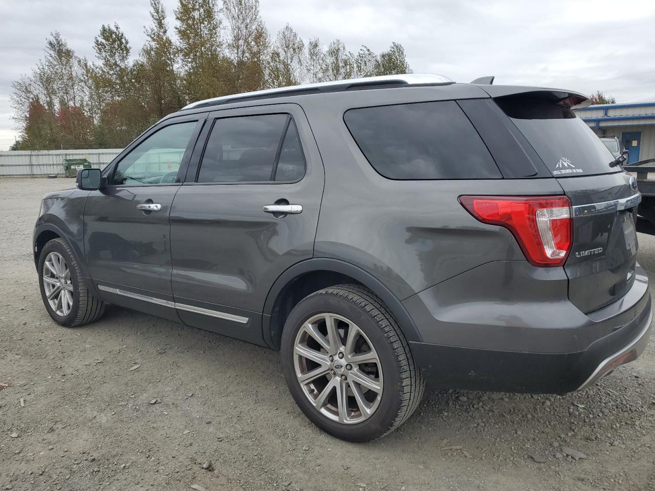 1FM5K8F88HGB80757 2017 FORD EXPLORER - Image 2