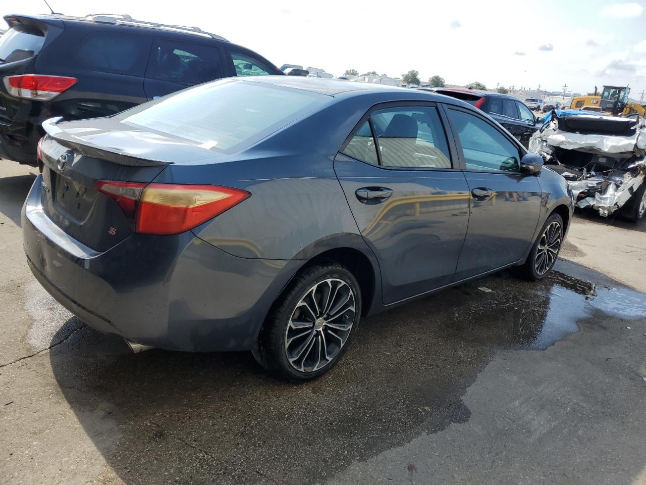 VIN 5YFBURHE9FP179803 2015 TOYOTA COROLLA no.3