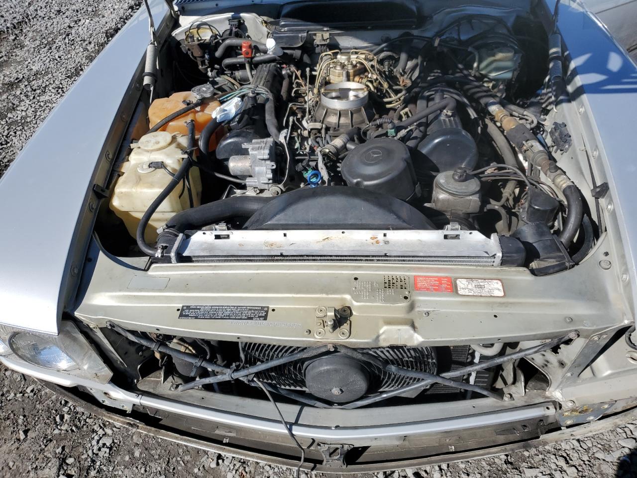 1988 Mercedes-Benz 560 Sl VIN: WDBBA48D6JA083688 Lot: 73235124