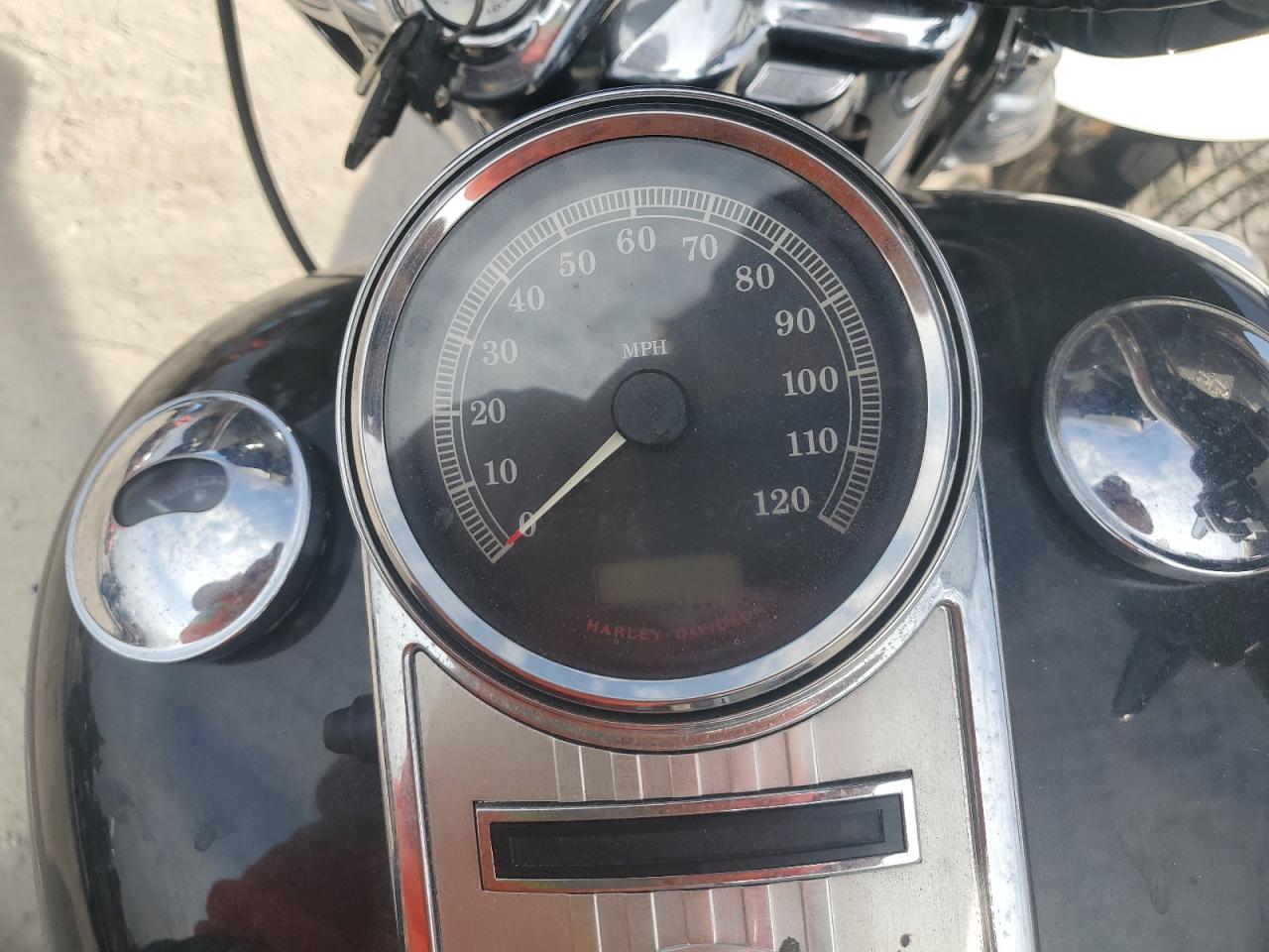 2013 Harley-Davidson Flhr Road King VIN: 1HD1FBM15DB686319 Lot: 76399314