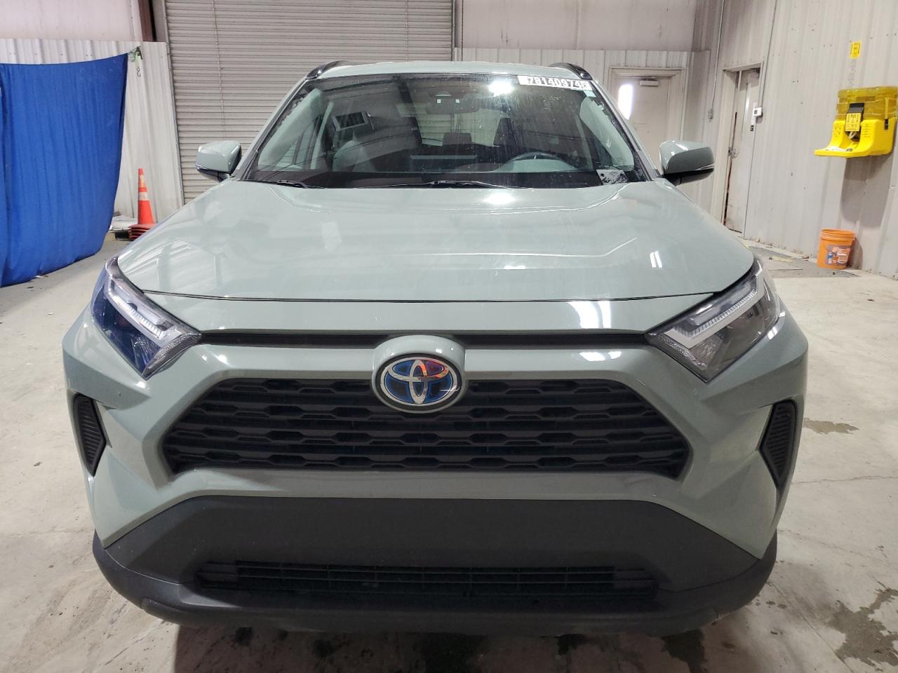 2022 Toyota RAV 4 - Image 5