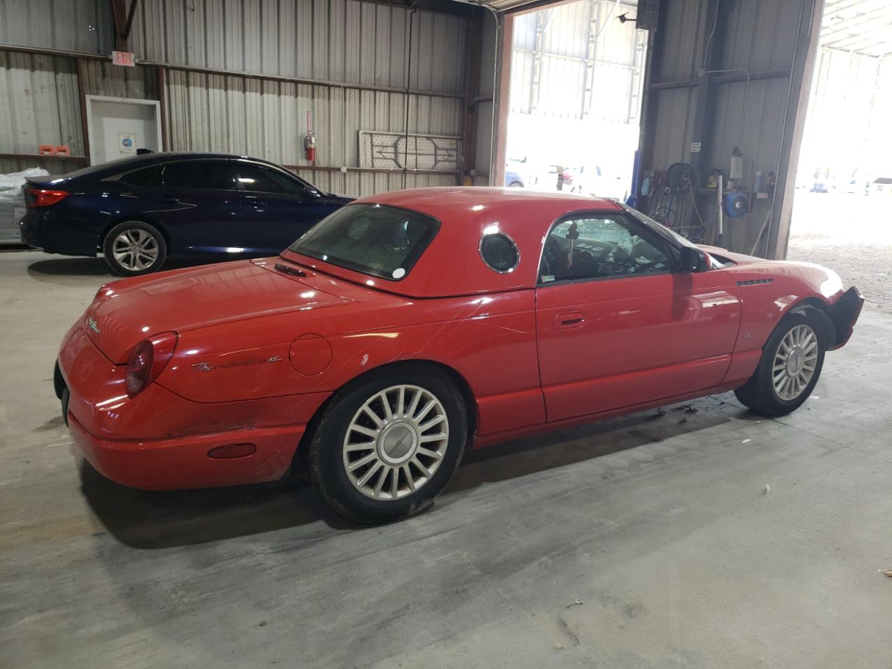 2004 Ford Thunderbird - Image 3