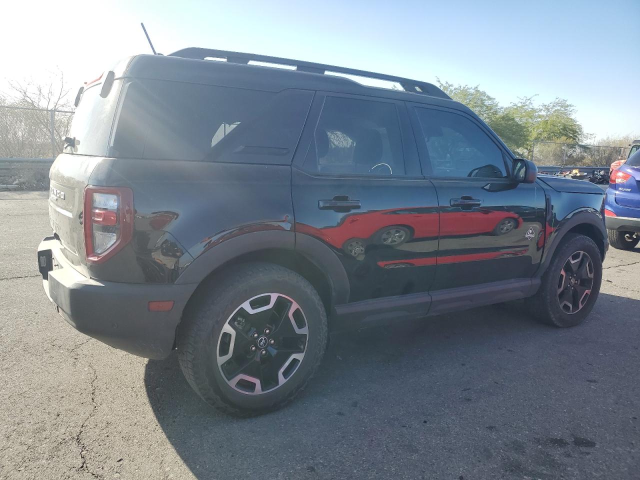 2022 Ford Bronco - Image 3
