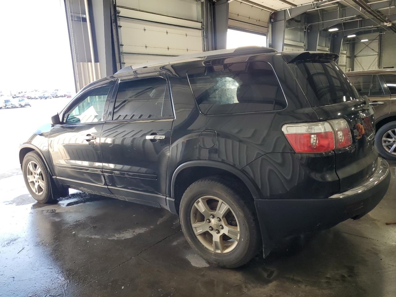 2011 GMC Acadia - Image 2