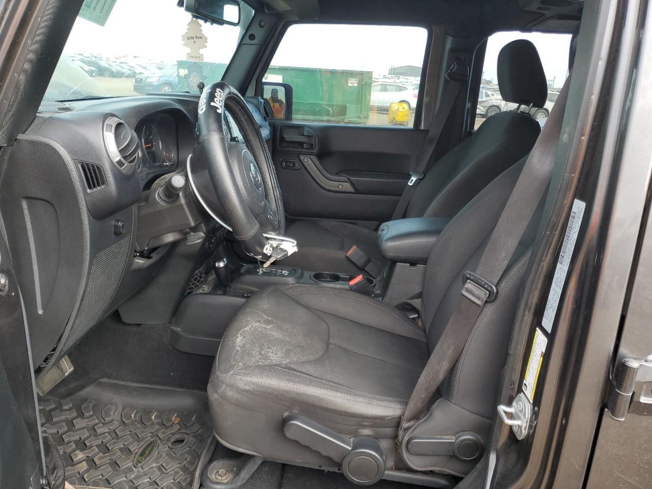 2017 Jeep Wrangler - Image 7