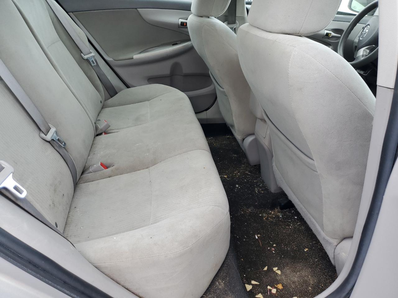 2010 Toyota Corolla Base VIN: 2T1BU4EE3AC341599 Lot: 41575085