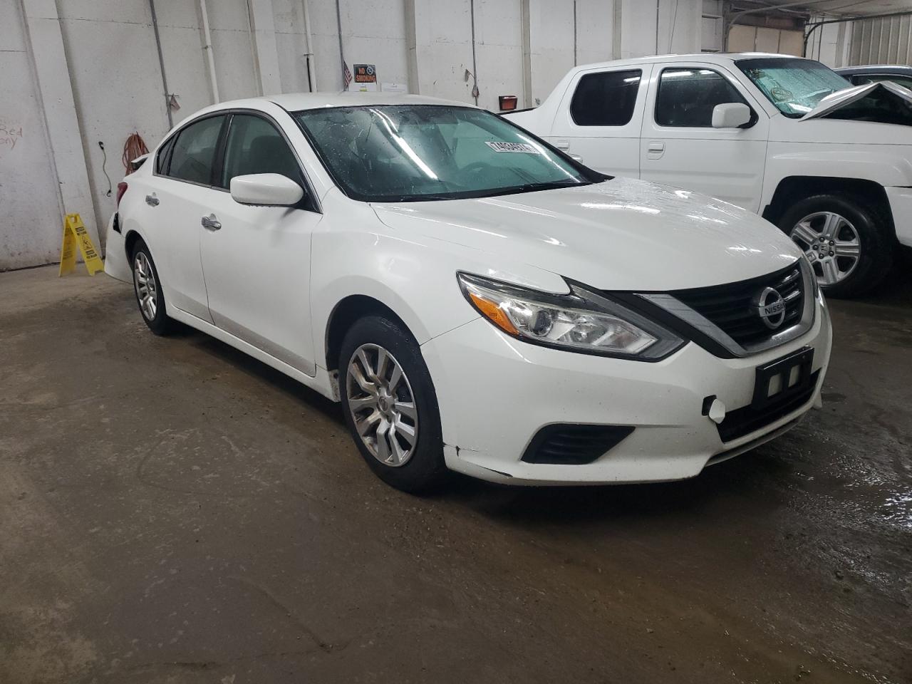 VIN 1N4AL3AP2GN341461 2016 NISSAN ALTIMA no.4