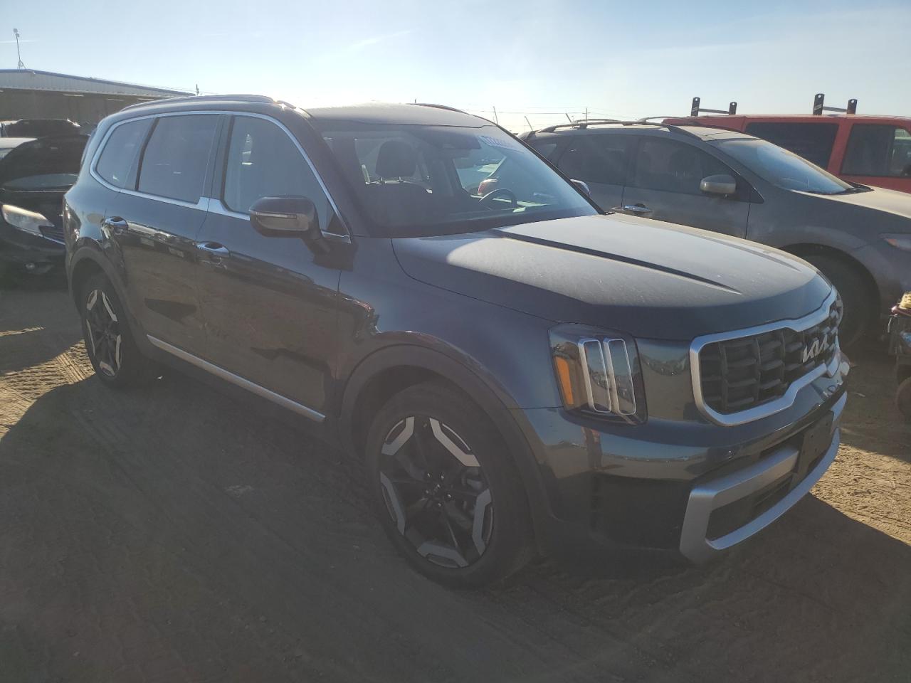 2023 Kia Telluride - Image 4