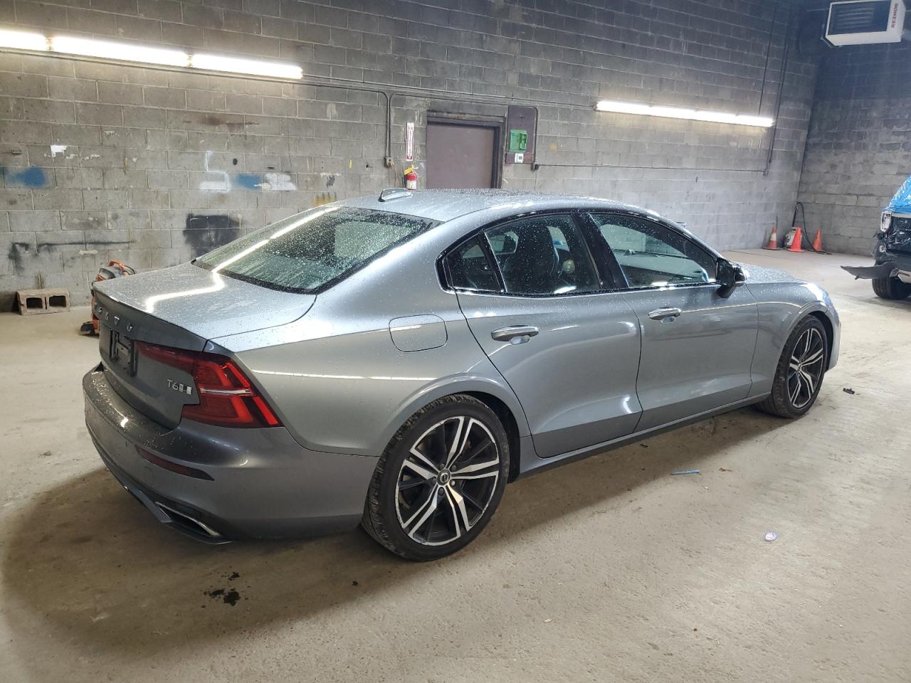 2019 Volvo S60 - Image 3
