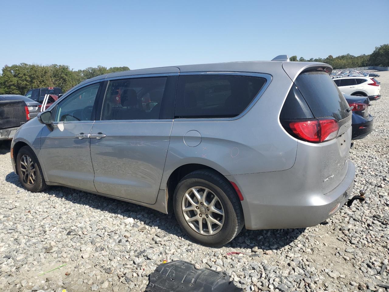 2017 Chrysler Pacifica Lx VIN: 2C4RC1CG1HR824085 Lot: 75465364