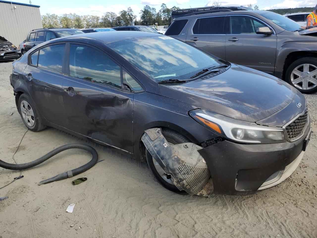 2017 Kia Forte - Image 4