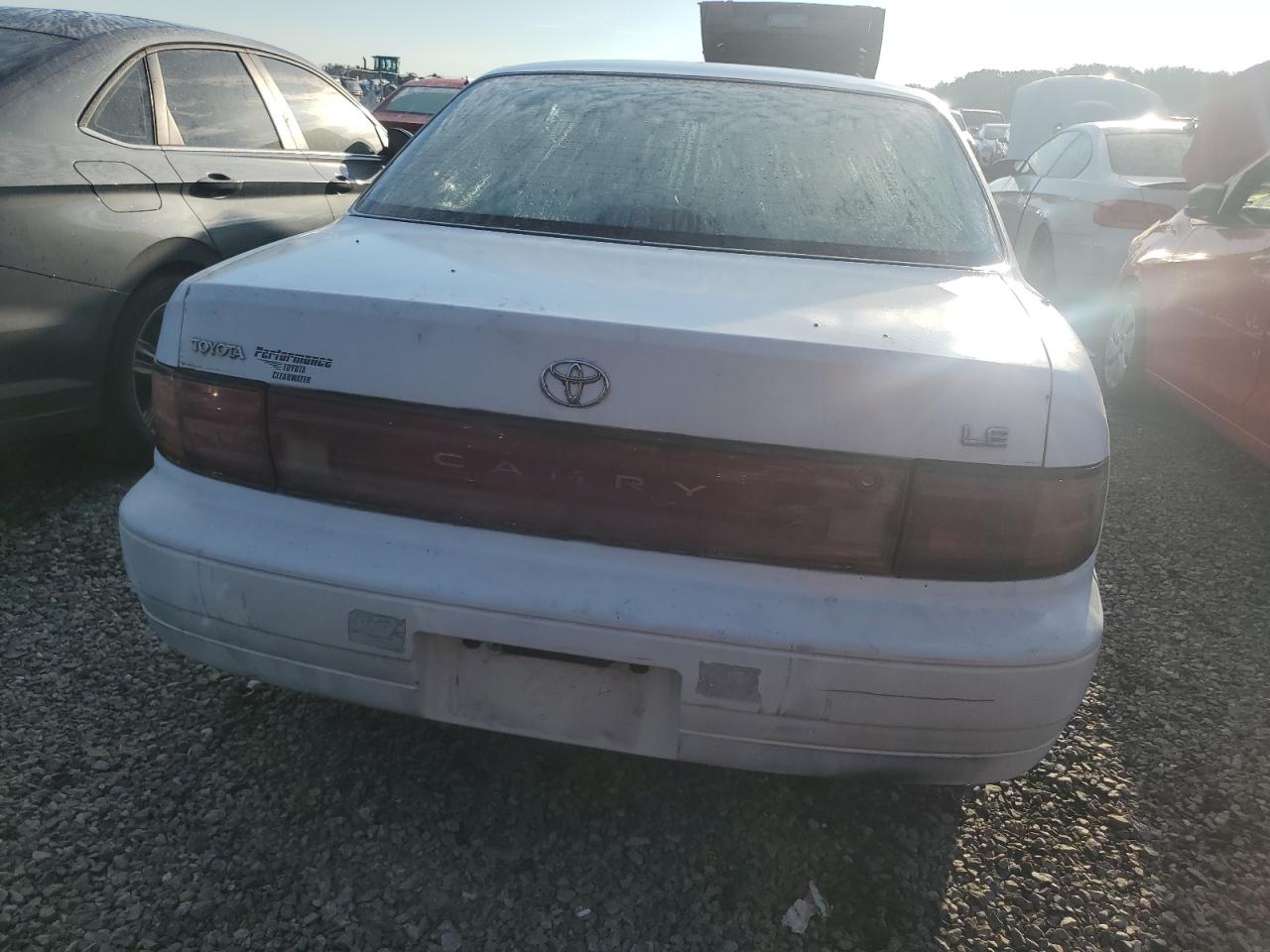 1994 Toyota Camry Le VIN: 4T1SK12E2RU863899 Lot: 74028944