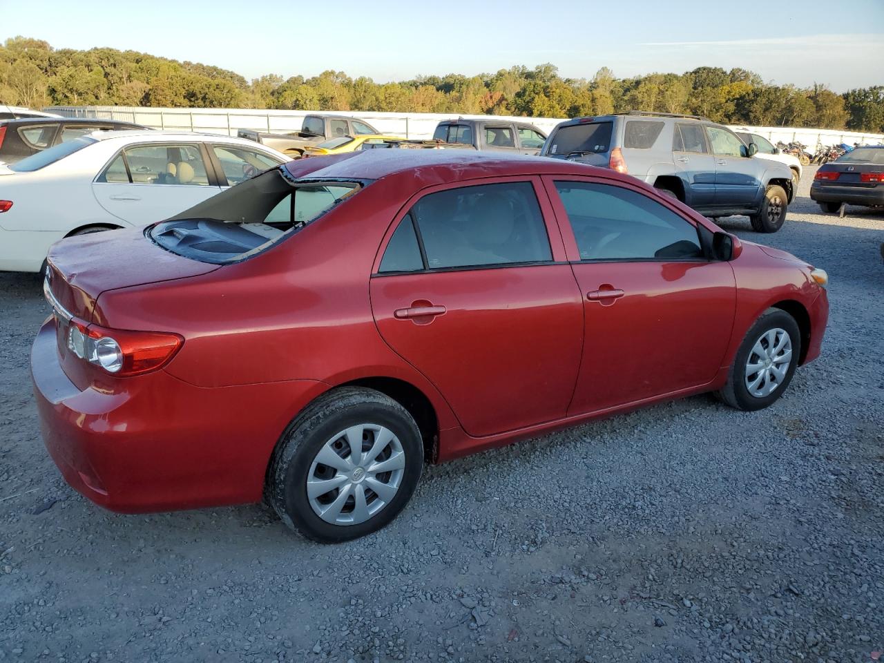 VIN 5YFBU4EE2DP206263 2013 TOYOTA COROLLA no.3