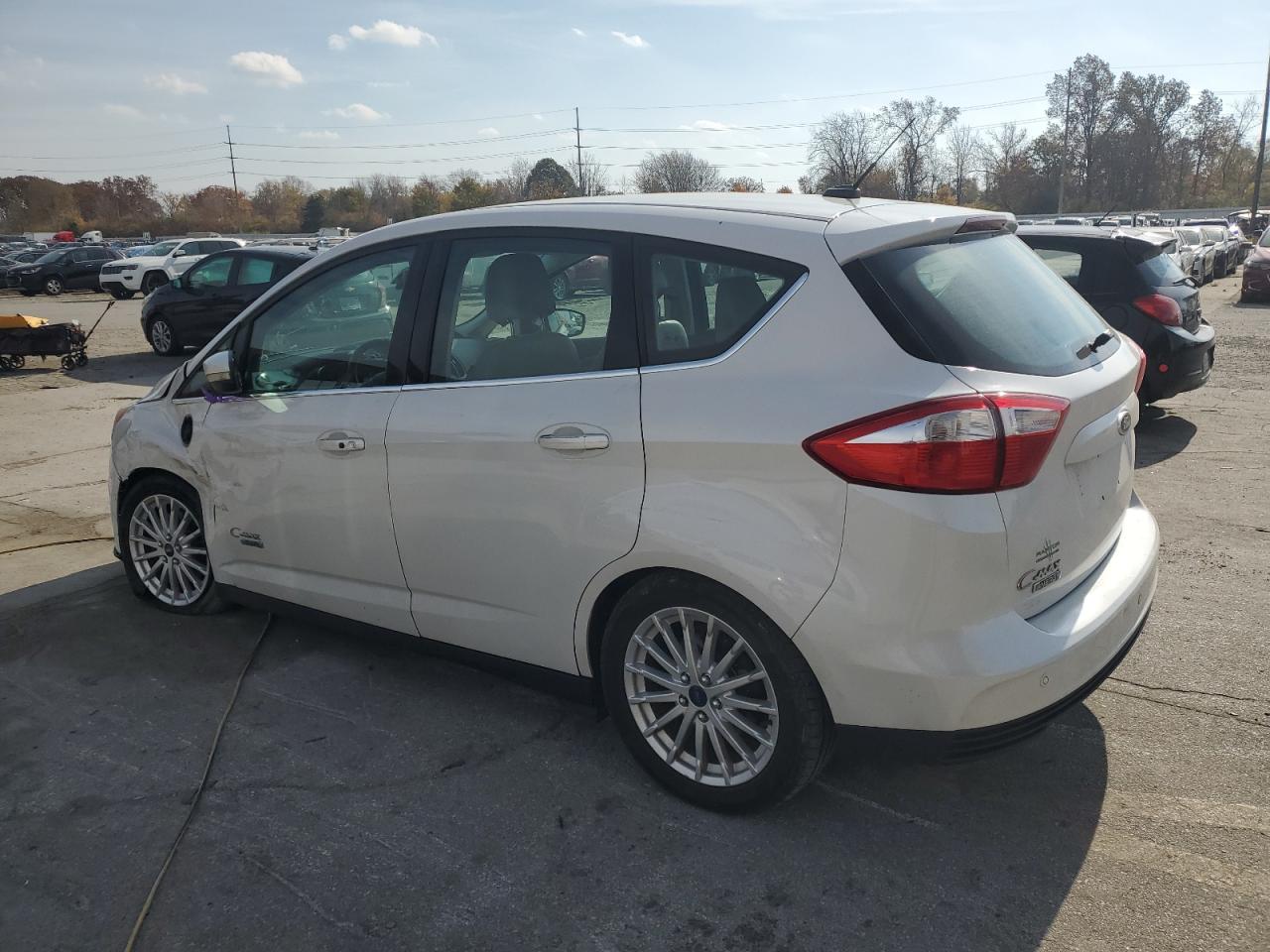 VIN 1FADP5CU2FL121764 2015 FORD CMAX no.2