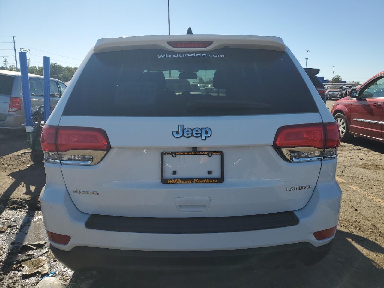 1C4RJFAGXFC133665 2015 Jeep Grand Cherokee Laredo