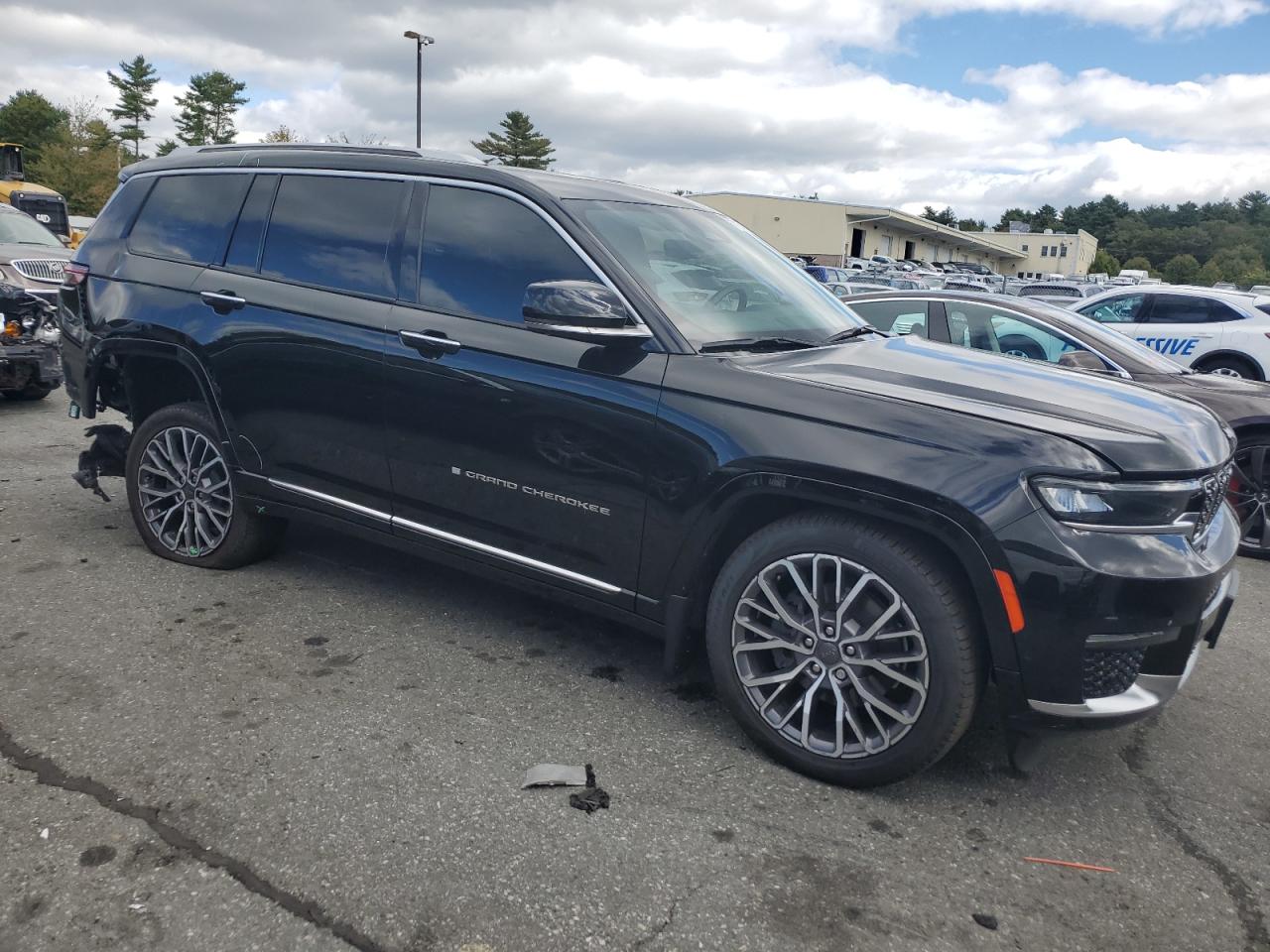 2021 Jeep Grand Cherokee - Image 4