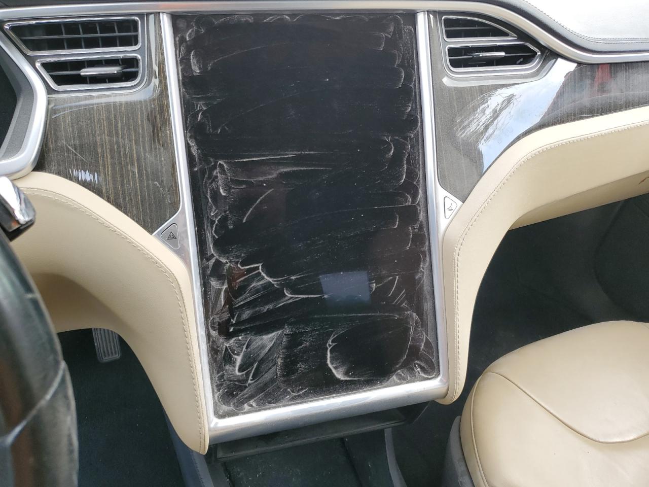 2013 Tesla Model S VIN: 5YJSA1CN1DFP05979 Lot: 78851604