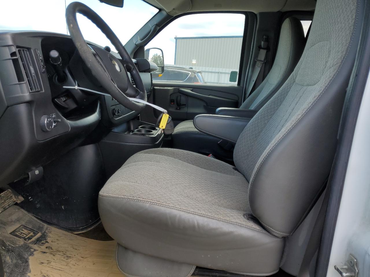 2010 Chevrolet Express G1500 Lt VIN: 1GBUGCD46A1131851 Lot: 76542524