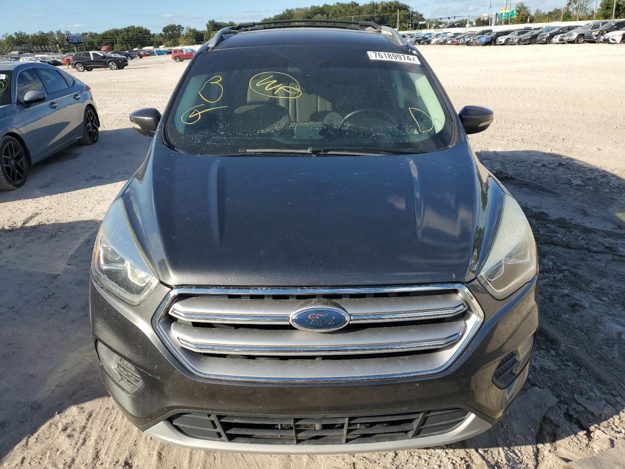 VIN 1FMCU0JD5HUB12862 2017 FORD ESCAPE no.5