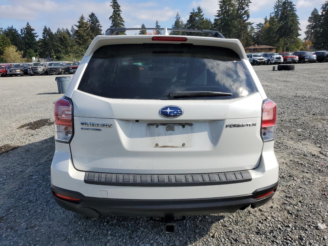 2018 Subaru Forester 2.5I Premium VIN: JF2SJAGC7JH613152 Lot: 75567294